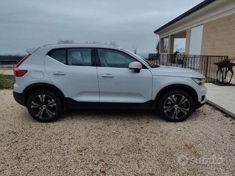 volvo xc40 recharge phev - cambio automatico