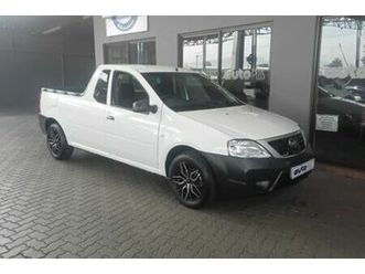 2022 nissan np200 1.6 a/c safety pack