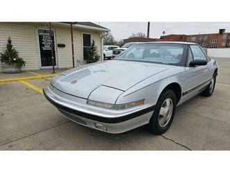 used 1990 buick reatta base 2dr coupe