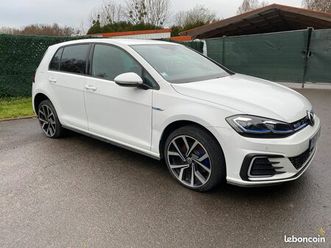 volkswagen golf gte accidenté