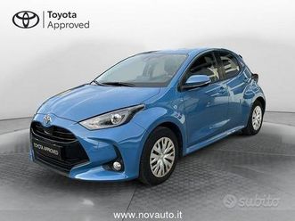 toyota yaris 1.0 5 porte active
