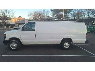 2012 ford e-250 extended van