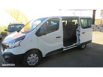 renault trafic combi l1 dci 95 life * 9 places ,42 000 km,1ere main carnet,18333 ht, rep possible