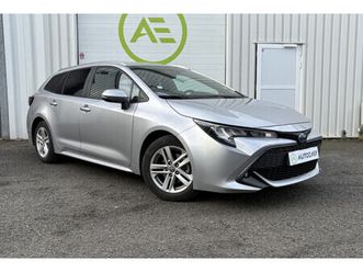 122 cv dynamic 1.8 vvt-i hsd cvt * caméra * carplay * virtual cockpit