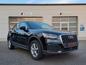 q2 1.0 tfsi business s-tronic senza incidenti