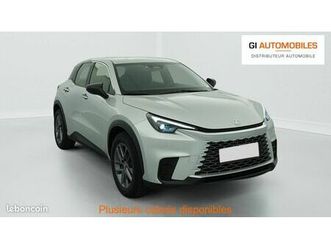 lexus lbx 2wd business