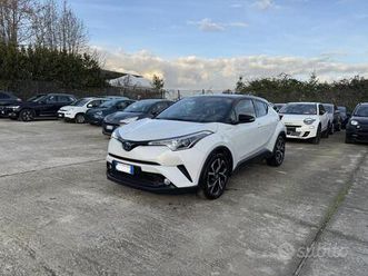 toyota c-hr 1.8cc 98cv hybrid navigatore telecam