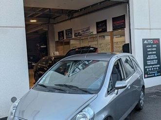 a saisir honda jazz 1.4 dsi 1ère main faible kilométrage
