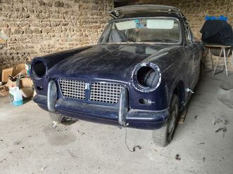 triumph herald cabriolet 1962 sortie de grange
