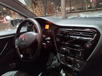 peugeot 301 limousine baujahr 2015 gep...