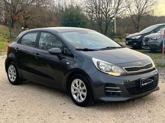 kia rio 1.2 5p.gpl neopatentati permute rate garanzia