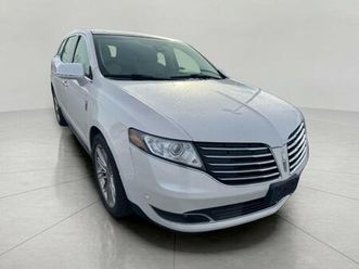 used 2017 lincoln mkt elite