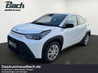 toyota aygo x 1.5 hybrid pure acc+fernlichtass.+kam.