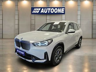 bmw ix1 edrive20 x-line 5d