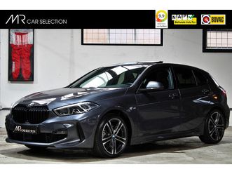 bmw 1-serie 118i business edition | m-sport | shadow line | panoramadak | apple carplay | 18 inch | nl auto | btw |