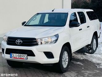 toyota hilux 2.4 d-4d double cab sr 4x4