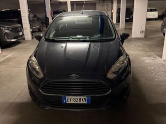 ford fiesta 1.2 60cv 5 porte black & white edition
