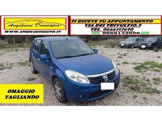 dacia sandero gpl tagliando compreso