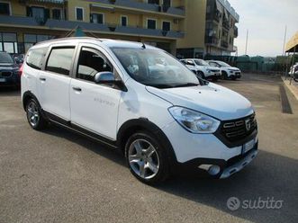 dacia lodgy stepway 1.5 dci 115cv e6d 7 posti navi