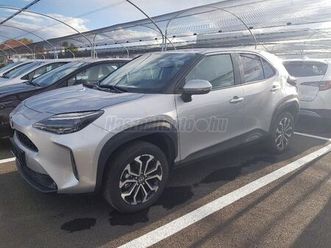 toyota yaris cross 1.5 hybrid style e-cvt my25 130le több db több szín a készletig