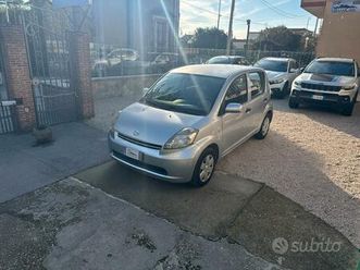 daihatsu sirion 1.0 benzina 2008