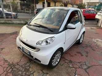 smart fortwo 71cv **automatica**