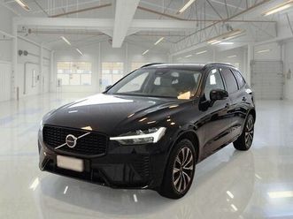 volvo xc60 b4 d awd automatico plus dark