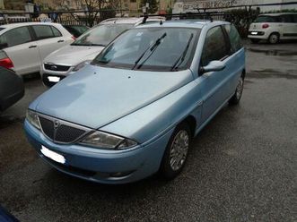 lancia y 1.2 vanity '03 75000 km ok neop.