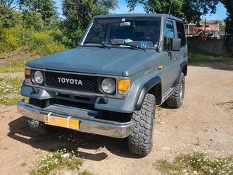 toyota land cruiser lj70