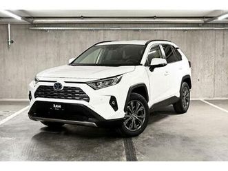 toyota rav4 2.5 hsd trend: réserver un essai sur route !