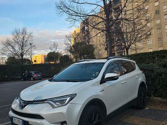 toyota rav 4 hybrid
