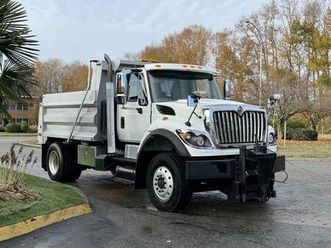 used 2011 international workstar 7400 10-foot dump truck
