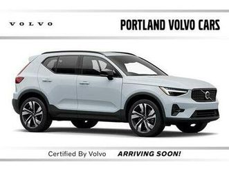 certified 2025 volvo xc40 b5 core bright theme