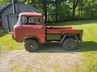 jeep fc-150 pickup ..