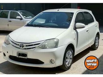 toyota etios xs 2015