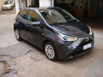 aygo 5p 1.0 x-business m-mt 72cv