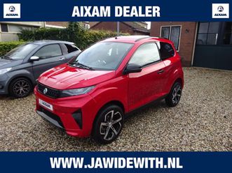 aixam e-crossover nieuw hoge instap, achteruitrijcamera, parkeersensoren, centrale deurvergrendeling, elektrische ramen