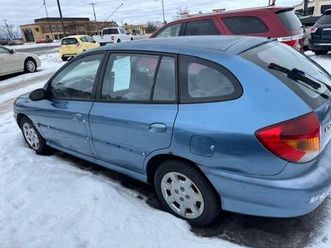2002 kia rio wagon