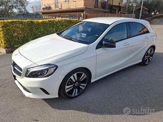 swatch moonshine gold 3 su lancetta oro