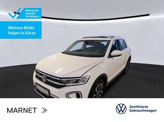 t-roc 1.5 tsi dsg style navi*ahk*pano*sthzg*iq-light*iq-drive*el.heck*keyless*kamera*acc*