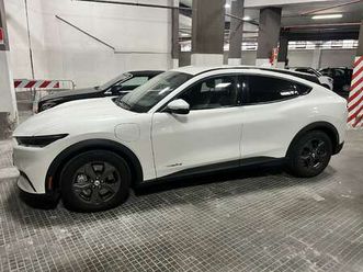 standard range rwd 269cv auto