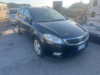 kia ceed 1.6 crdi ≫ 2012 • 2 700 eur • id