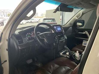 toyota land cruiser vxr | guaranteed warranty | 0 down payment