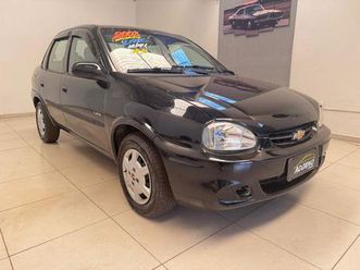 chevrolet corsa 1.6 sedan classic