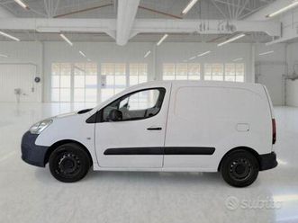 peugeot partner 1.6hdi automatico 3 posti garanz