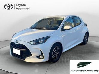 toyota yaris 1.5 hybrid 5 porte energy del 2022 usata a roma