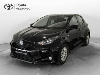 toyota yaris cross 1.5h gr sport black sky fwd 116cv e-cvt del 2020 usata a torino