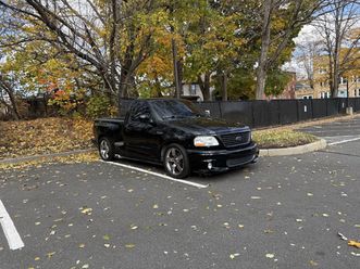 2003 ford f-150 svt lightning