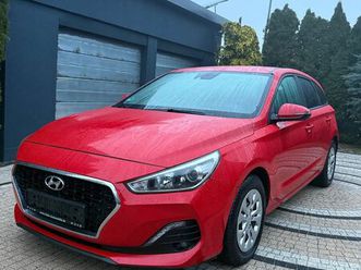 hyundai i30 1.6 d classic +