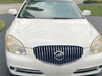 2010 buick lucerne in very good condition